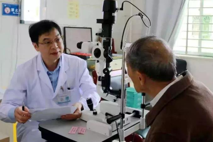 老花眼鏡怎么配更好？