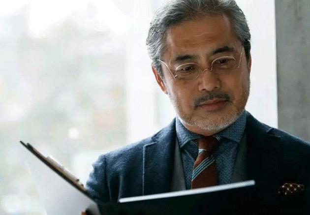 500度近視又老花，戴上美麗島多焦鏡煩惱全解決，46歲的周先生樂(lè )壞了