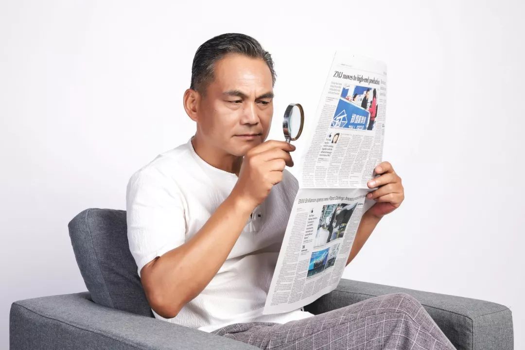 老花眼不可怕，眼睛5大保養技巧，讓衰老來(lái)得慢一點(diǎn)！